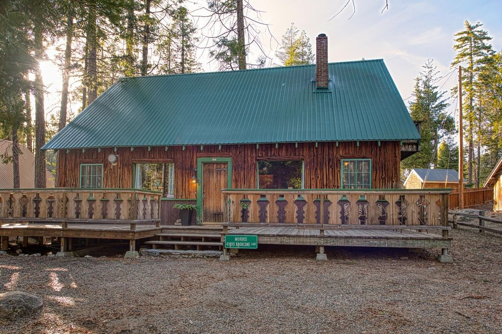 Image 2 of property listing at 41893 Knobcone Ln, Shaver Lake, CA 93664