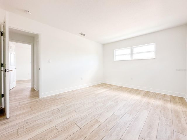 11295 1ST STREET E, Treasure Island, FL 33706