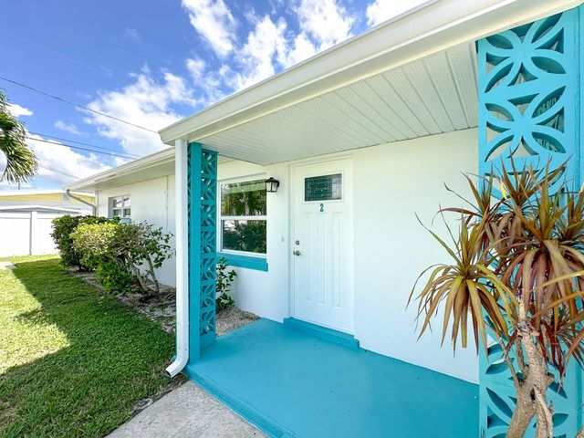 11295 1ST STREET E, Treasure Island, FL 33706