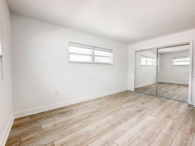 11295 1ST STREET E, Treasure Island, FL 33706