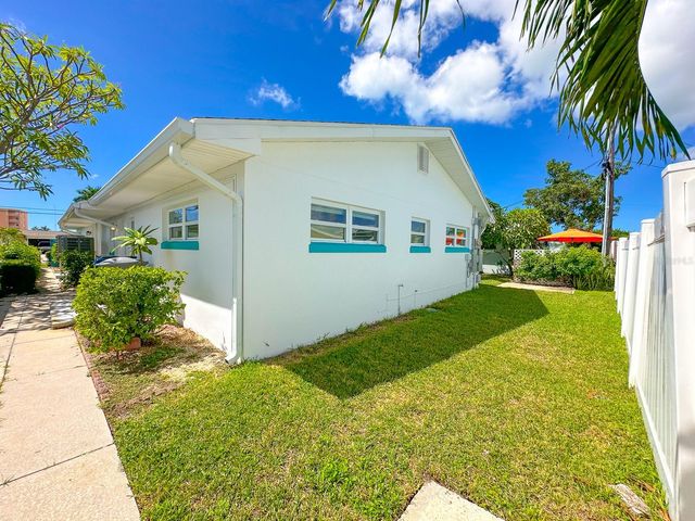 11295 1ST STREET E, Treasure Island, FL 33706