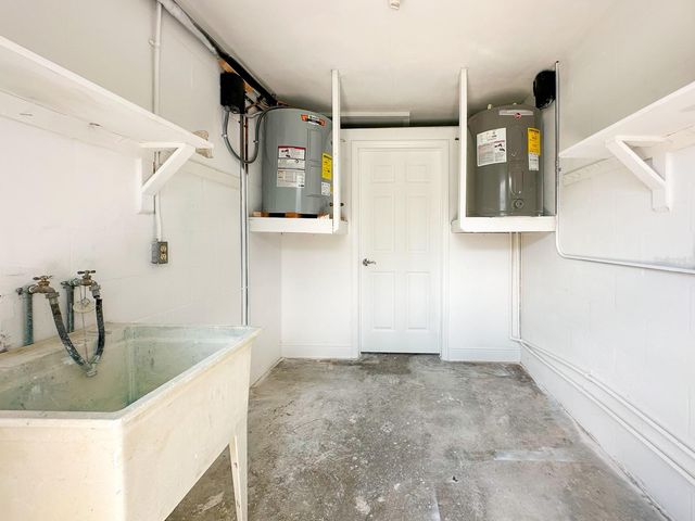 11295 1ST STREET E, Treasure Island, FL 33706