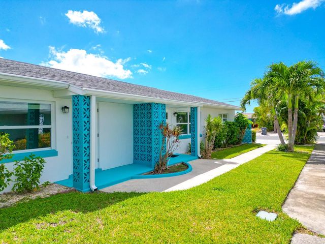 11295 1ST STREET E, Treasure Island, FL 33706
