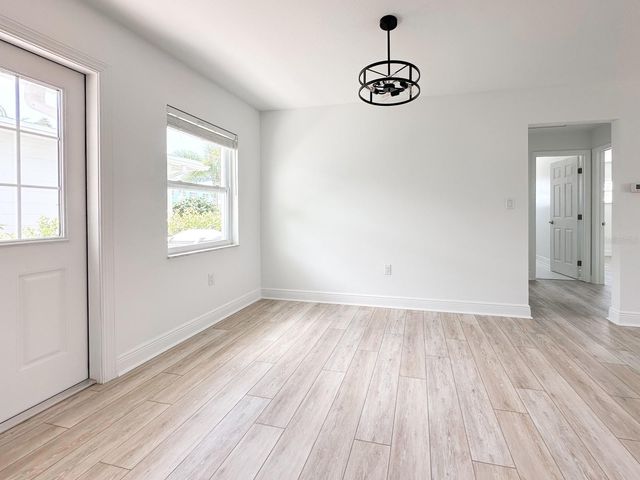 11295 1ST STREET E, Treasure Island, FL 33706