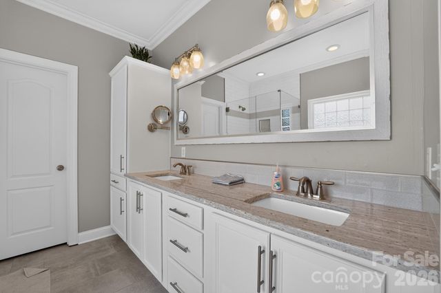 13223 Freedom Valley Drive, Huntersville, NC 28078
