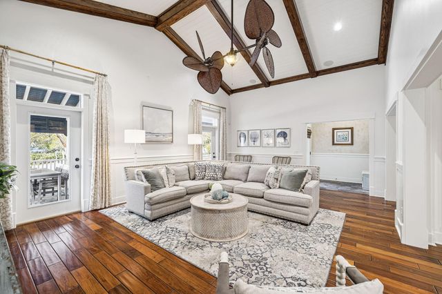 76 Crescent Road, Santa Rosa Beach, FL 32459