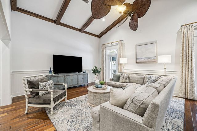 76 Crescent Road, Santa Rosa Beach, FL 32459