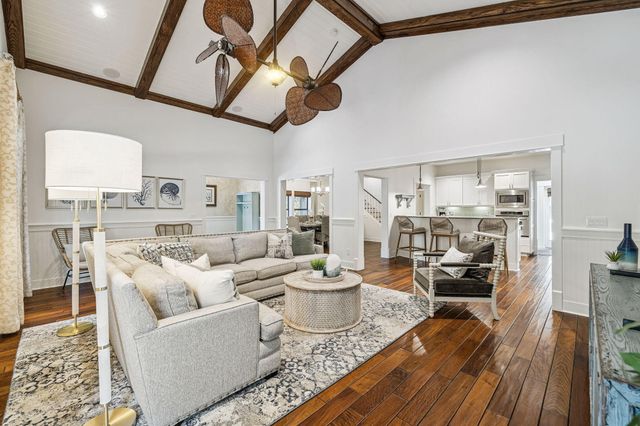 76 Crescent Road, Santa Rosa Beach, FL 32459