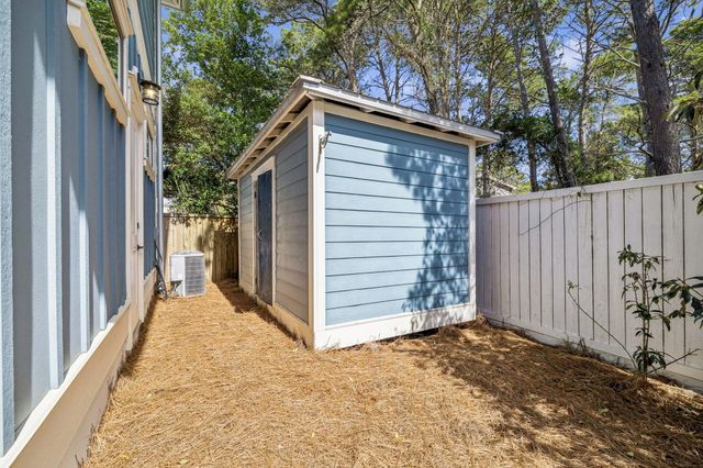 76 Crescent Road, Santa Rosa Beach, FL 32459