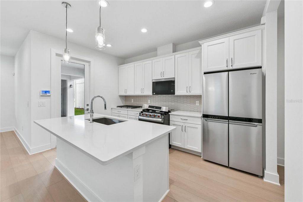 Image 5 of property listing at 2596 LONG PINE AVENUE, Apopka, FL 32712