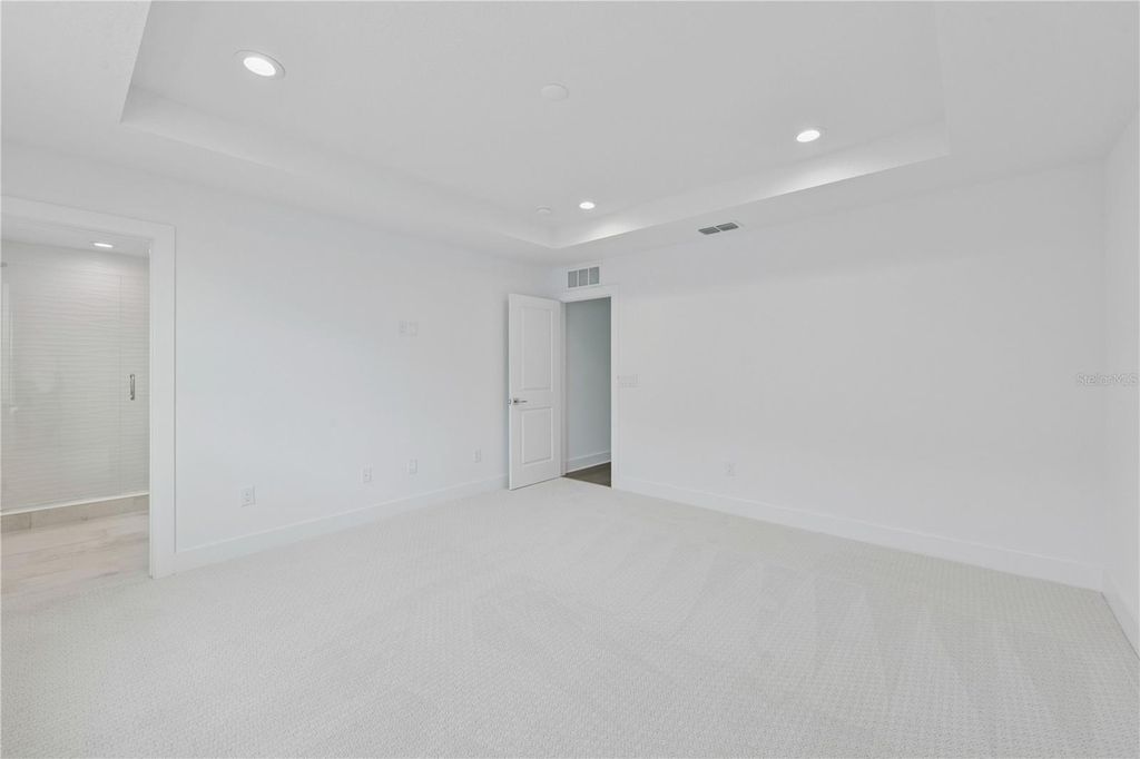 Image 10 of property listing at 2596 LONG PINE AVENUE, Apopka, FL 32712