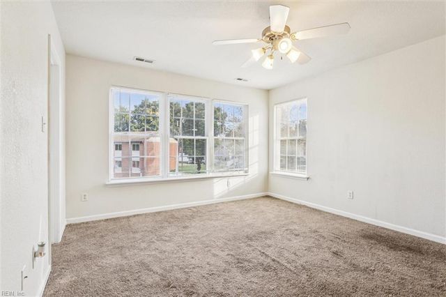 896 A AVE, Norfolk, VA 23503