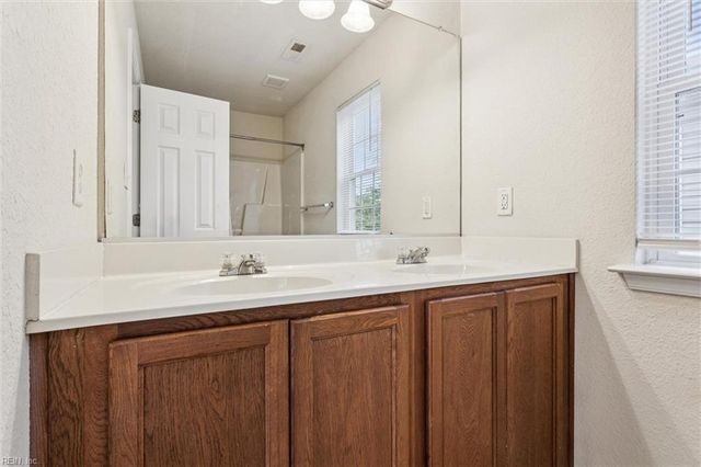 896 A AVE, Norfolk, VA 23503