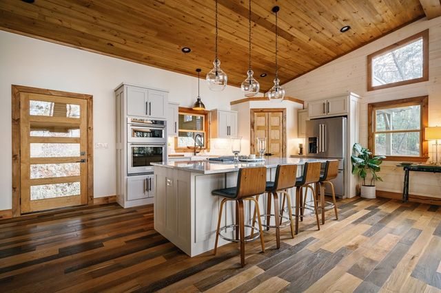 171 Huckleberry Lane, Mineral Bluff, GA 30559