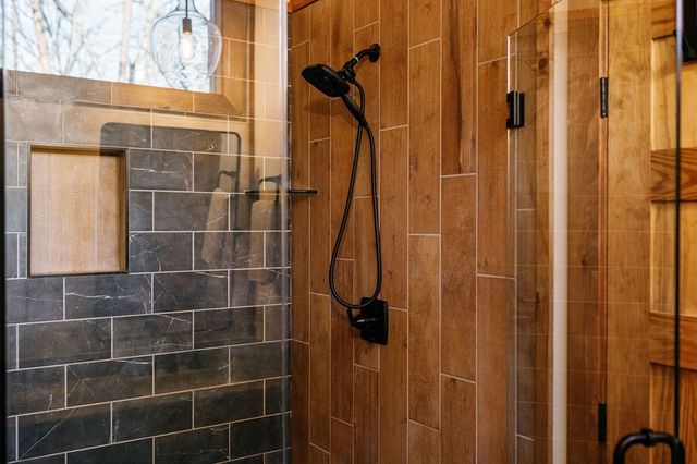 171 Huckleberry Lane, Mineral Bluff, GA 30559