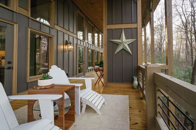 171 Huckleberry Lane, Mineral Bluff, GA 30559