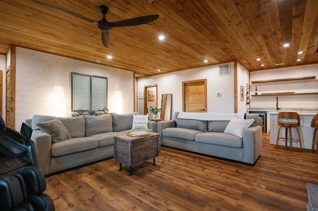 171 Huckleberry Lane, Mineral Bluff, GA 30559