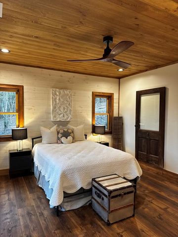 171 Huckleberry Lane, Mineral Bluff, GA 30559