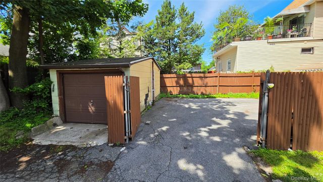146 Beechwood Avenue, New Rochelle, NY 10801