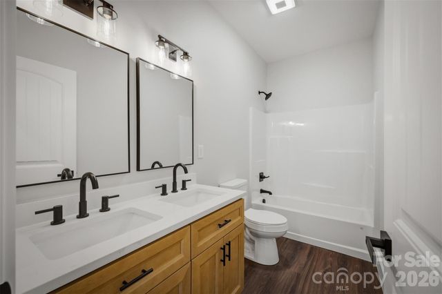 909 Overlook Drive SW, Lenoir, NC 28645