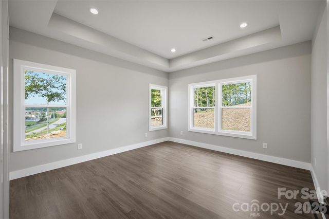 909 Overlook Drive SW, Lenoir, NC 28645