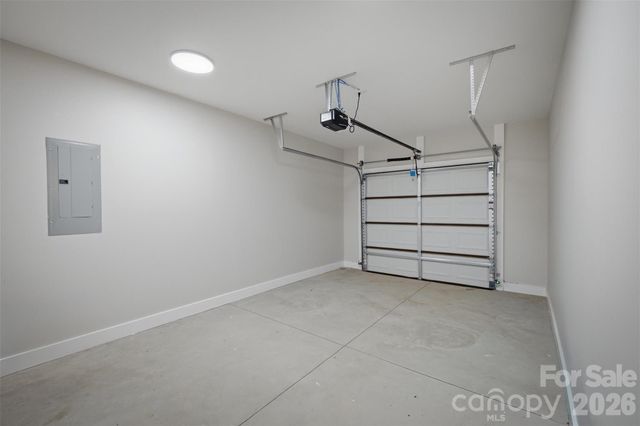 909 Overlook Drive SW, Lenoir, NC 28645