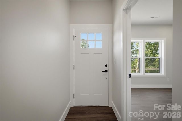 909 Overlook Drive SW, Lenoir, NC 28645