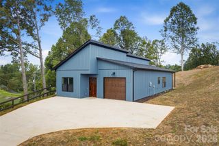 909 Overlook Drive SW, Lenoir, NC 28645