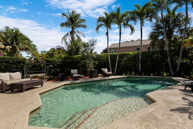 7500 Live Oak Drive, Coral Springs, FL 33065