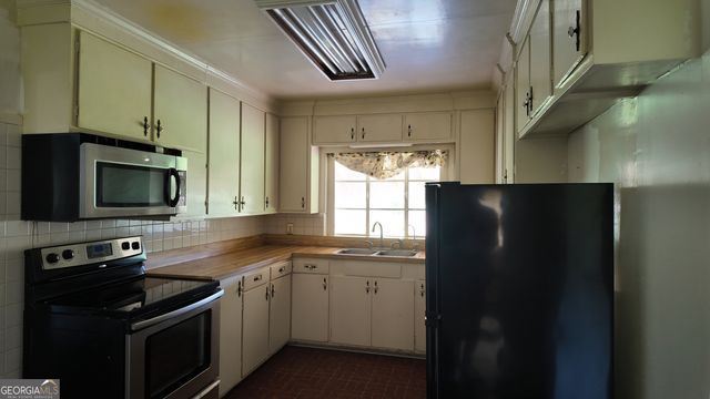 901 6th Avenue, Albany, GA 31701