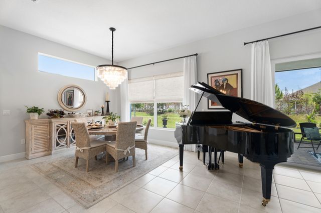 6390 High Pointe West Way, Vero Beach, FL 32967