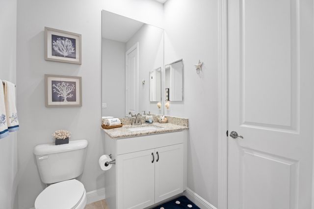 6390 High Pointe West Way, Vero Beach, FL 32967