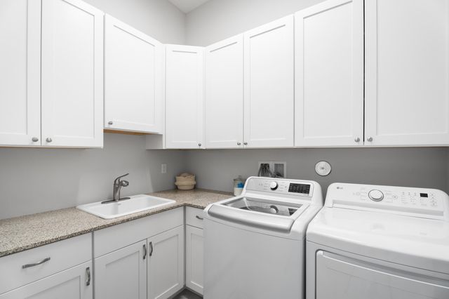 6390 High Pointe West Way, Vero Beach, FL 32967