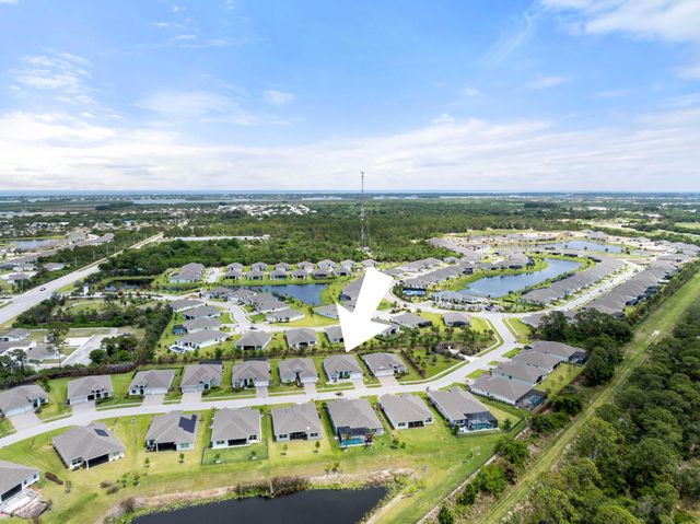 6390 High Pointe West Way, Vero Beach, FL 32967