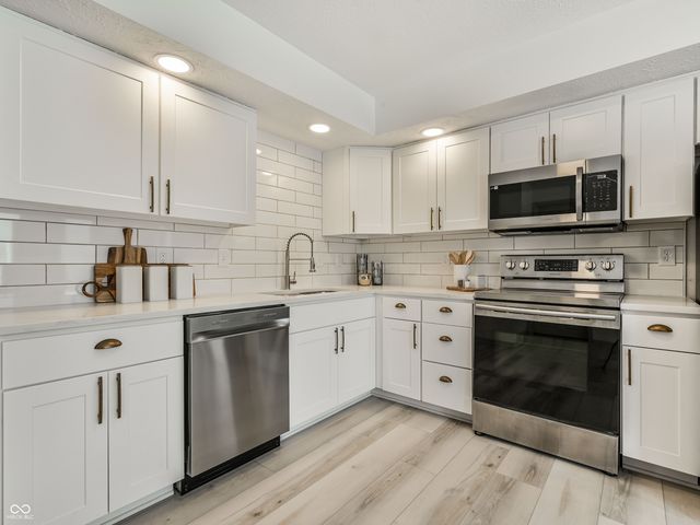 11627 Sterrett Boulevard, Indianapolis, IN 46236