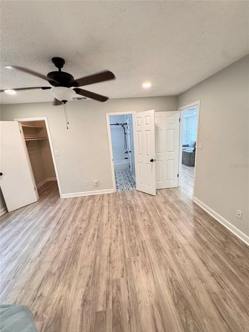 8043 PUFFIN DRIVE, Orlando, FL 32825
