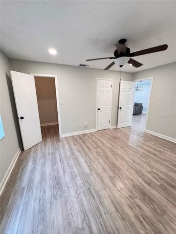 8043 PUFFIN DRIVE, Orlando, FL 32825