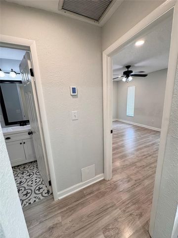 8043 PUFFIN DRIVE, Orlando, FL 32825