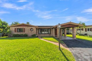 1774 NW 39th Pl, Oakland Park, FL 33309