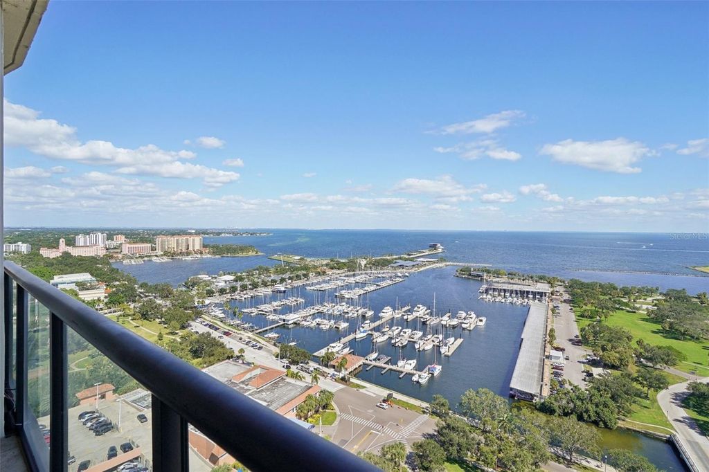 1 BEACH DRIVE SE 2305, St Petersburg, FL 33701