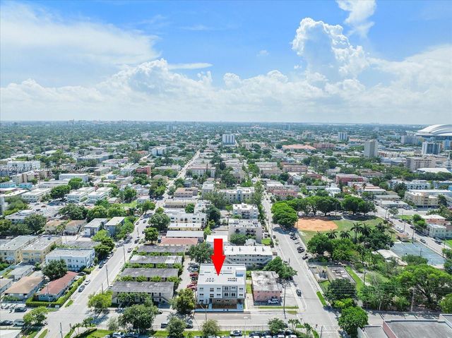 420 SW 7th Ave 201, Miami, FL 33130