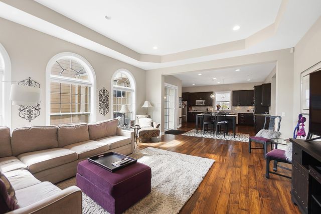 7165 Emmet Row Lane, Dublin, OH 43017