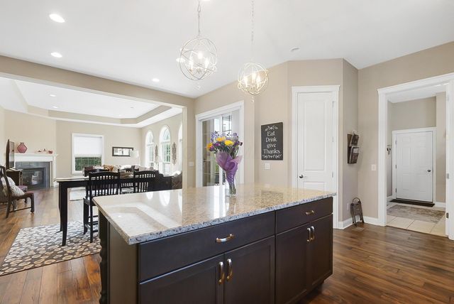 7165 Emmet Row Lane, Dublin, OH 43017