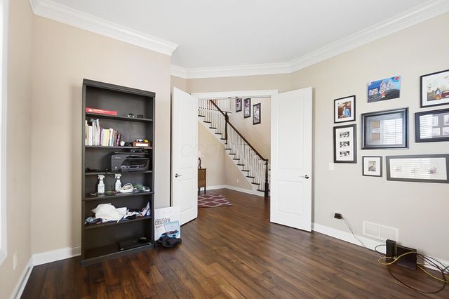 7165 Emmet Row Lane, Dublin, OH 43017