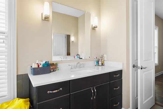 7165 Emmet Row Lane, Dublin, OH 43017