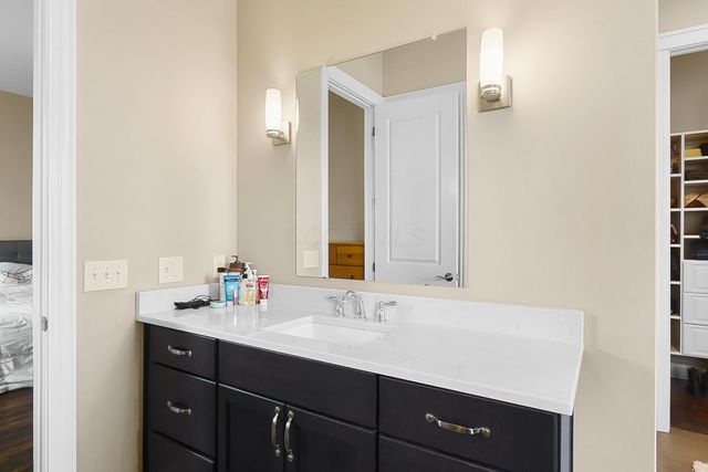 7165 Emmet Row Lane, Dublin, OH 43017