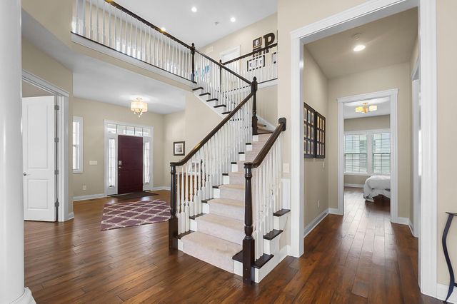 7165 Emmet Row Lane, Dublin, OH 43017
