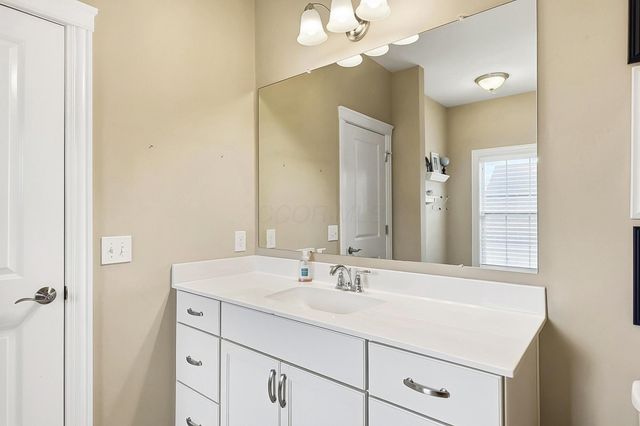 7165 Emmet Row Lane, Dublin, OH 43017