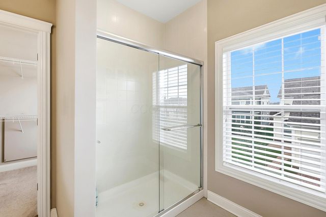 7165 Emmet Row Lane, Dublin, OH 43017