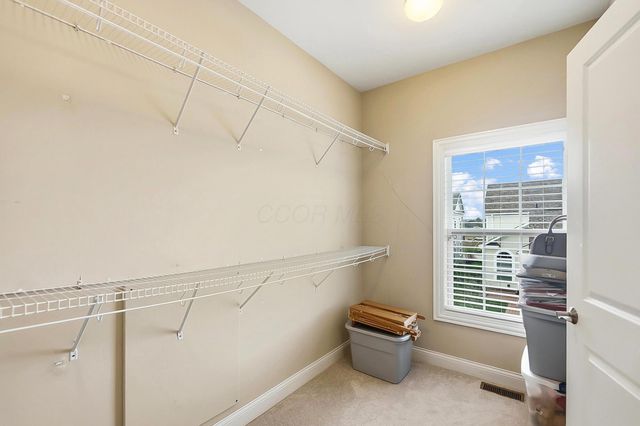 7165 Emmet Row Lane, Dublin, OH 43017